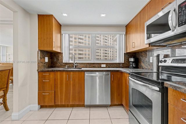 1825 S Ocean Drive 609, Hallandale Beach, FL 33009