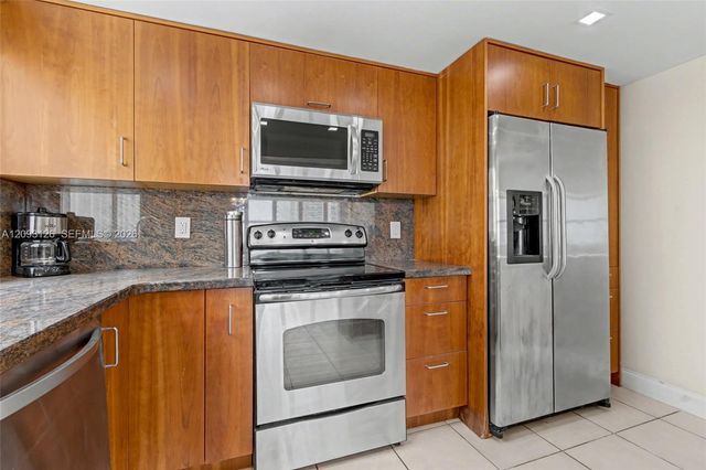 1825 S Ocean Drive 609, Hallandale Beach, FL 33009