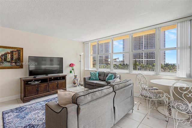 1825 S Ocean Drive 609, Hallandale Beach, FL 33009