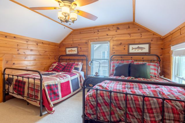 318 Superior Street, South Haven, MI 49090