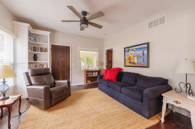 318 Superior Street, South Haven, MI 49090