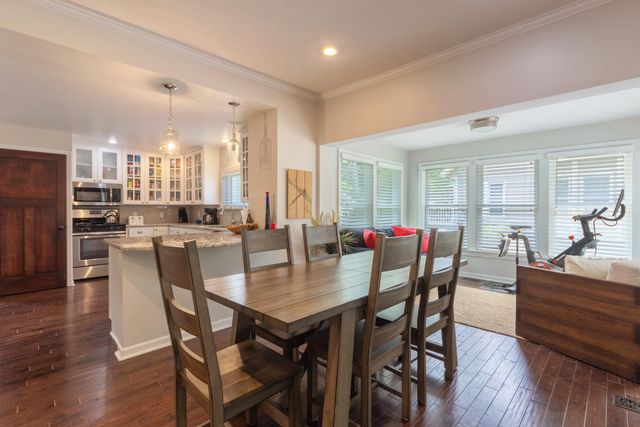 318 Superior Street, South Haven, MI 49090