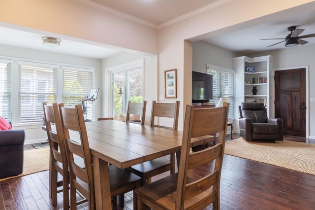 318 Superior Street, South Haven, MI 49090