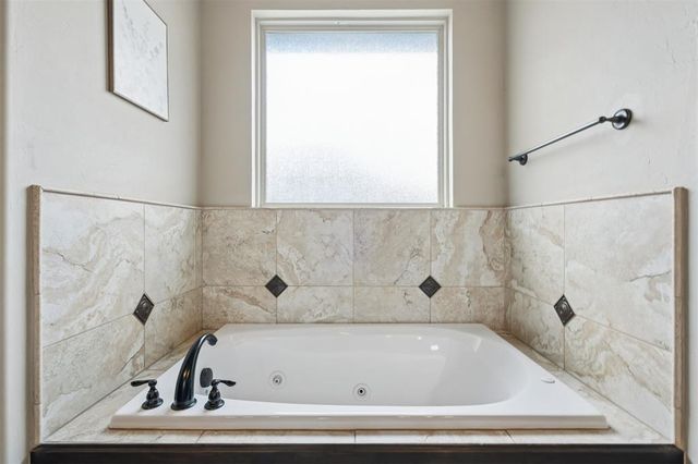 10401 Cherrywood Drive, Oklahoma City, OK 73151