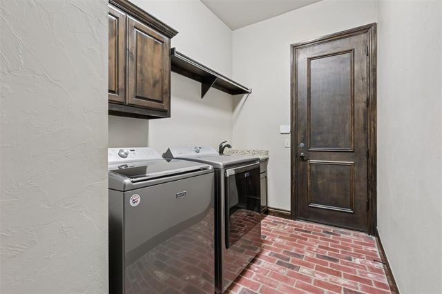 10401 Cherrywood Drive, Oklahoma City, OK 73151