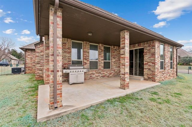 10401 Cherrywood Drive, Oklahoma City, OK 73151