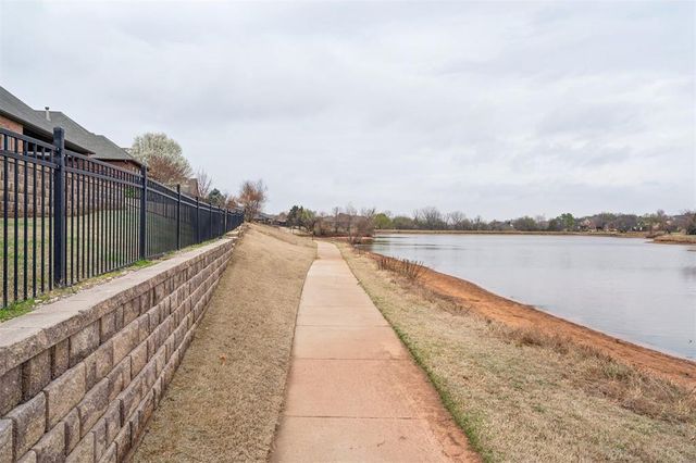 10401 Cherrywood Drive, Oklahoma City, OK 73151