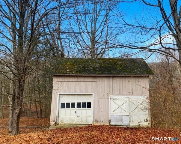 274 Lyons Plain Road, Weston, CT 06883