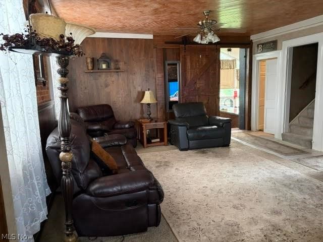 8385 Paris Avenue, Louisville, OH 44641