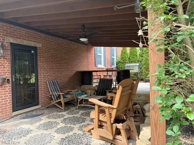 8385 Paris Avenue, Louisville, OH 44641