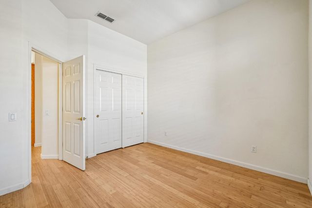 5202 Green Grove Ln, Roseville, CA 95747