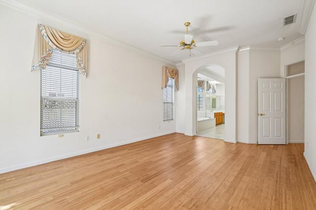 5202 Green Grove Ln, Roseville, CA 95747
