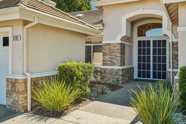 5202 Green Grove Ln, Roseville, CA 95747