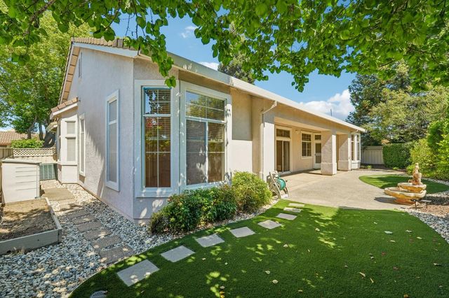 5202 Green Grove Ln, Roseville, CA 95747
