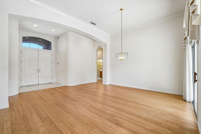5202 Green Grove Ln, Roseville, CA 95747