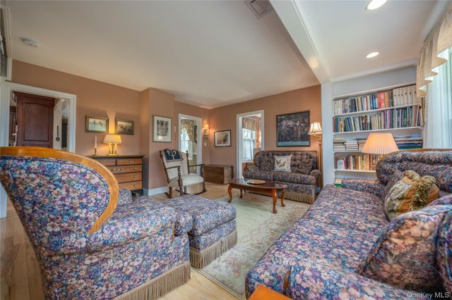 302 Laurel Road, Pearl River, NY 10965