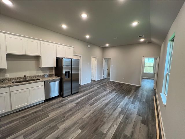 11595 Persimmon Street, Willis, TX 77318