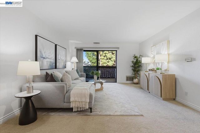 39843 Cedar Blvd 219, Newark, CA 94560