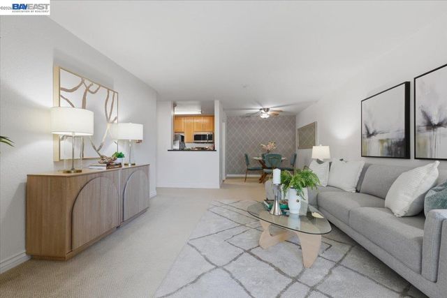 39843 Cedar Blvd 219, Newark, CA 94560