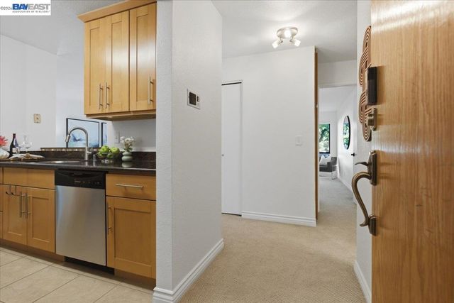 39843 Cedar Blvd 219, Newark, CA 94560