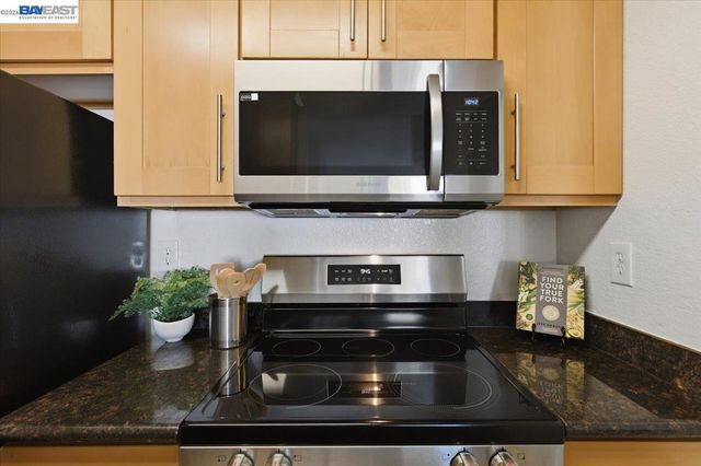 39843 Cedar Blvd 219, Newark, CA 94560