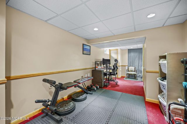 350 East Road, Belford, NJ 07718