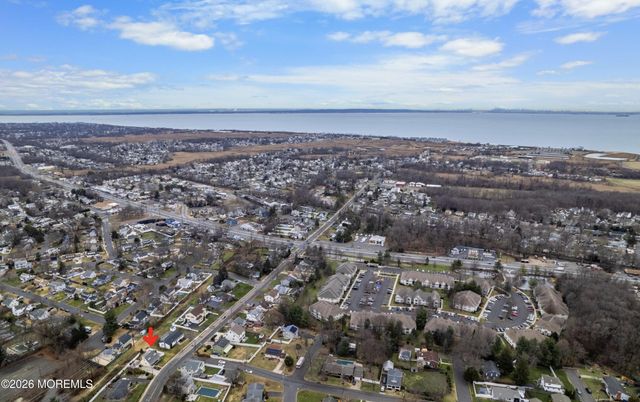 350 East Road, Belford, NJ 07718