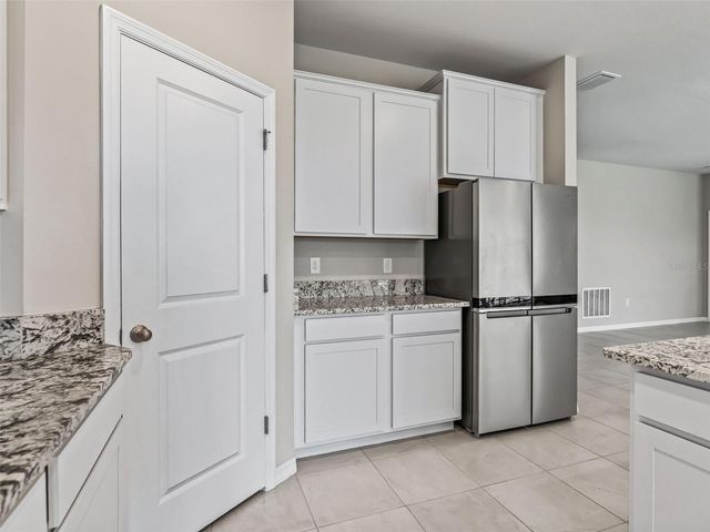 5208 NW 46TH LANE ROAD, Ocala, FL 34482