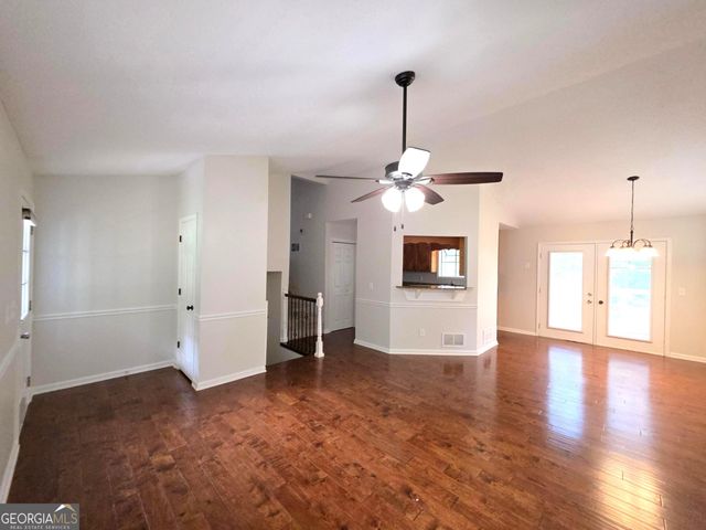 570 Remington Lane, Acworth, GA 30101