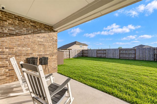 1210 Shady Pines Drive, Beasley, TX 77417