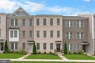 9009 ELK AVE, Upper Marlboro, MD 20774