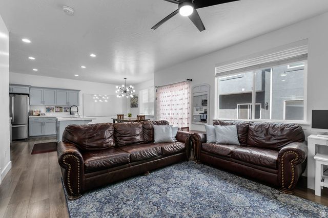 437 E 280 N, Vineyard, UT 84059