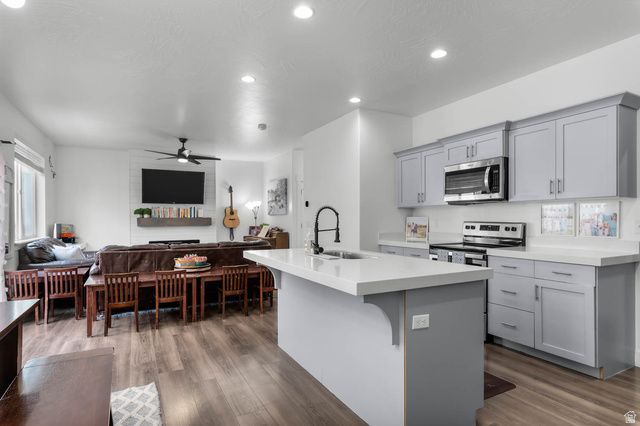 437 E 280 N, Vineyard, UT 84059