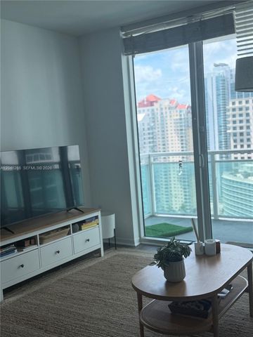 950 Brickell Bay Dr 2907, Miami, FL 33131