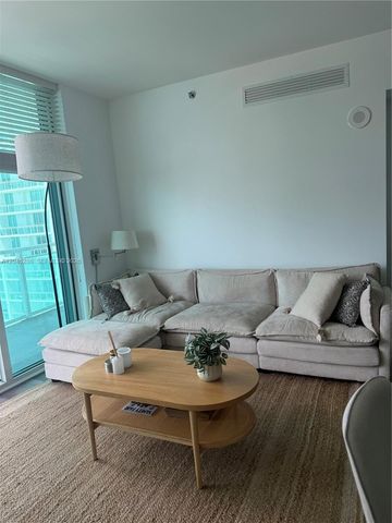 950 Brickell Bay Dr 2907, Miami, FL 33131