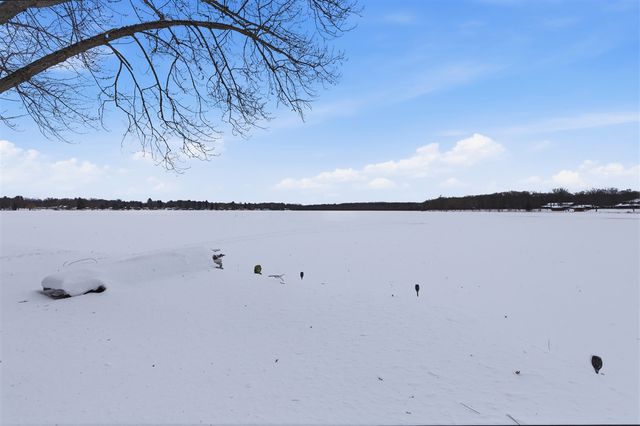 1132 S Woodland Drive, White Cloud, MI 49349