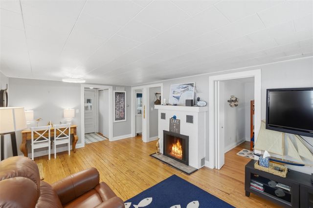 1132 S Woodland Drive, White Cloud, MI 49349