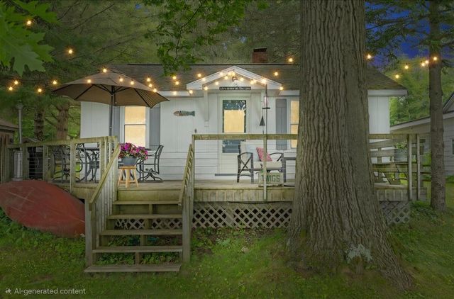 1132 S Woodland Drive, White Cloud, MI 49349