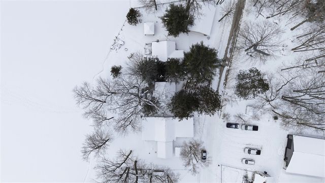 1132 S Woodland Drive, White Cloud, MI 49349