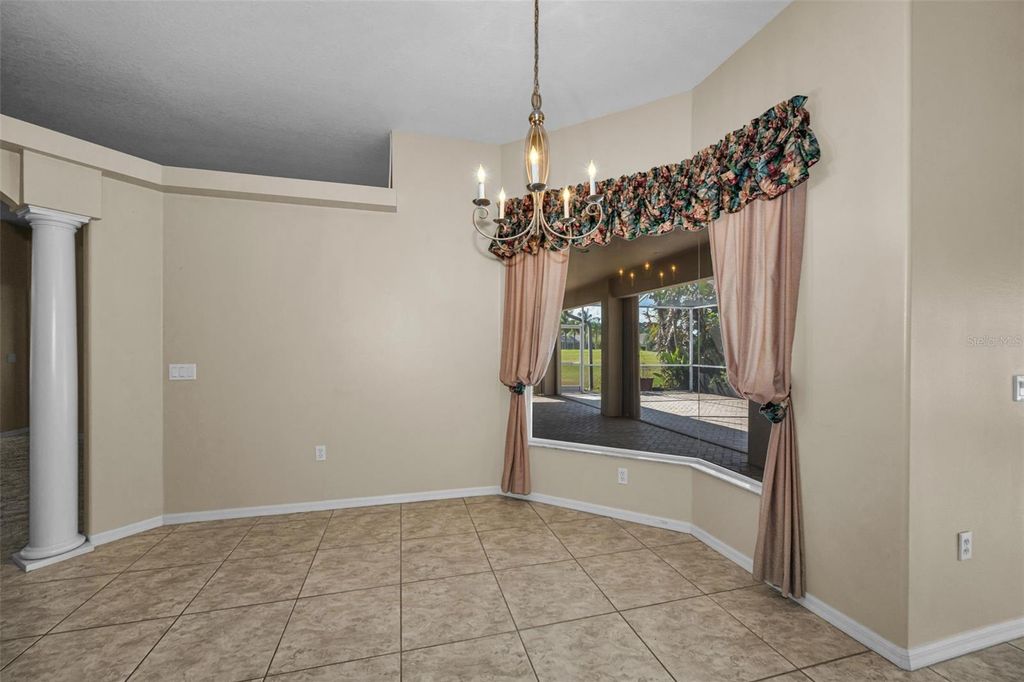 Image 19 of property listing at 1520 WINDING WILLOW DRIVE, Trinity, FL 34655