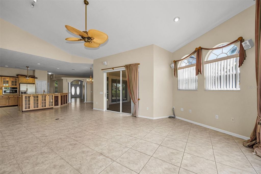 Image 24 of property listing at 1520 WINDING WILLOW DRIVE, Trinity, FL 34655