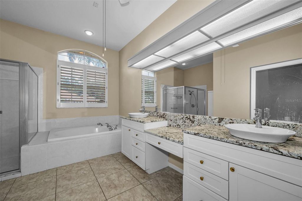 Image 28 of property listing at 1520 WINDING WILLOW DRIVE, Trinity, FL 34655