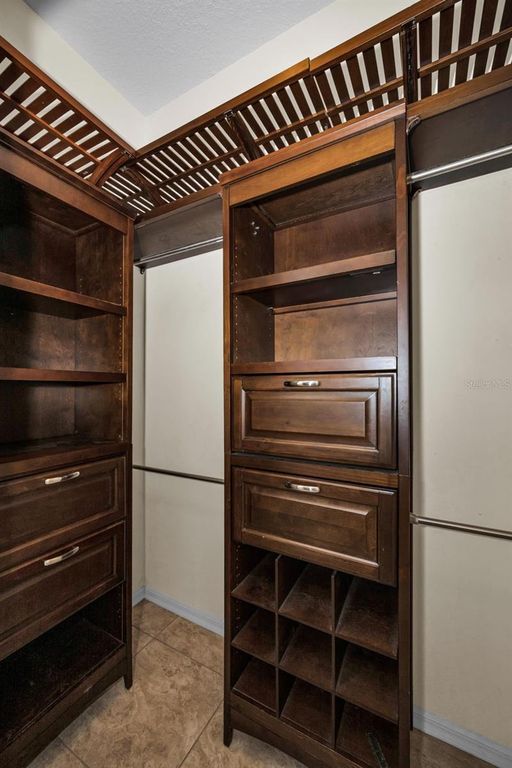 Image 30 of property listing at 1520 WINDING WILLOW DRIVE, Trinity, FL 34655