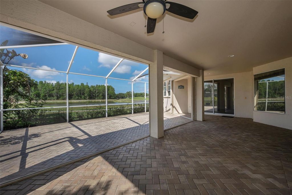 Image 39 of property listing at 1520 WINDING WILLOW DRIVE, Trinity, FL 34655