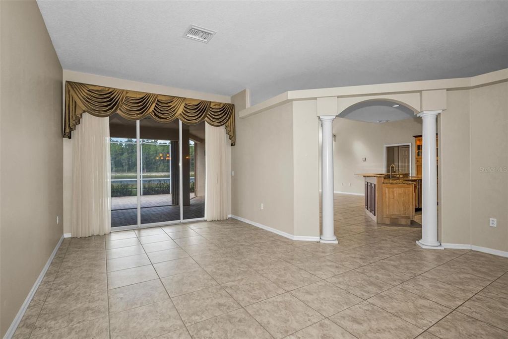 Image 6 of property listing at 1520 WINDING WILLOW DRIVE, Trinity, FL 34655