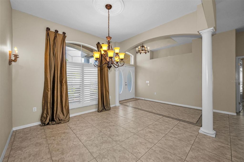 Image 10 of property listing at 1520 WINDING WILLOW DRIVE, Trinity, FL 34655