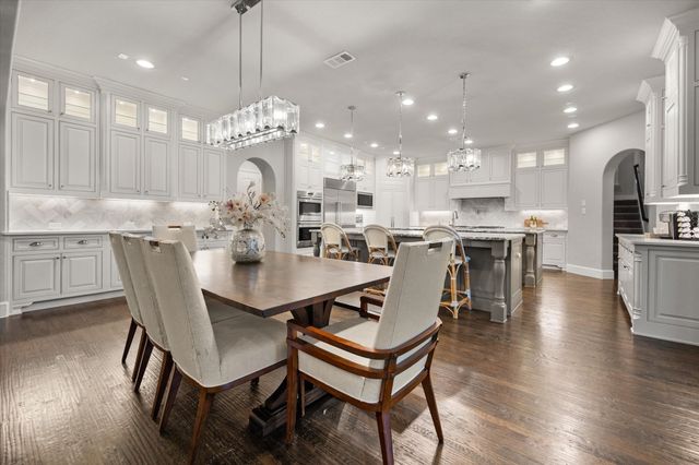 1012 Cool River Drive, Southlake, TX 76092