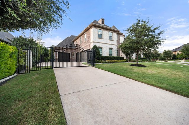 1012 Cool River Drive, Southlake, TX 76092