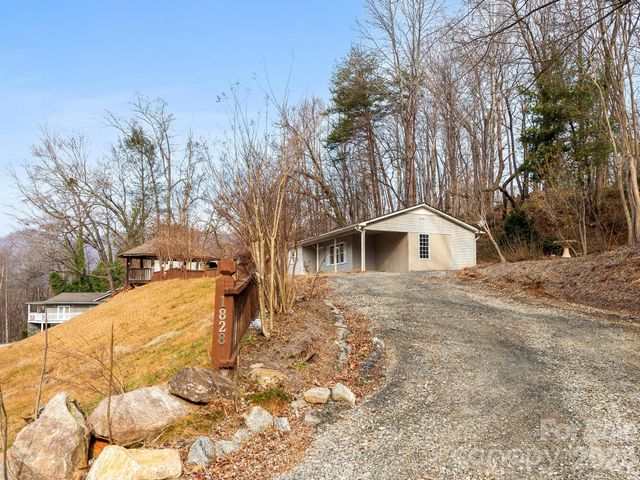 1828 Memorial Highway, Lake Lure, NC 28746