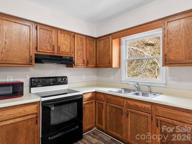 1828 Memorial Highway, Lake Lure, NC 28746
